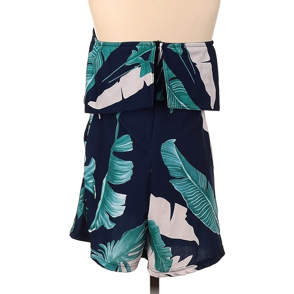 Beautiful Ecowish Tropical Print Romper in Size Small - Picture 2 of 2